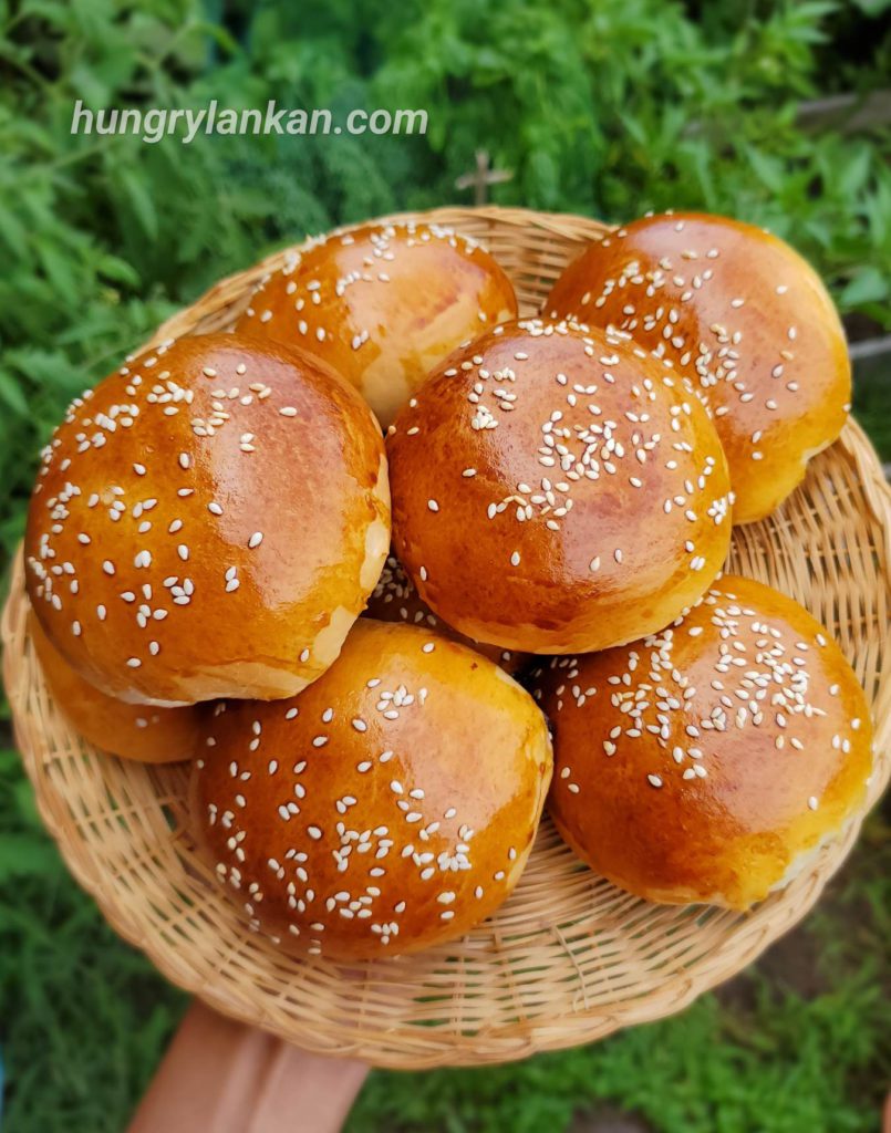 Sri Lankan spicy potato curry buns