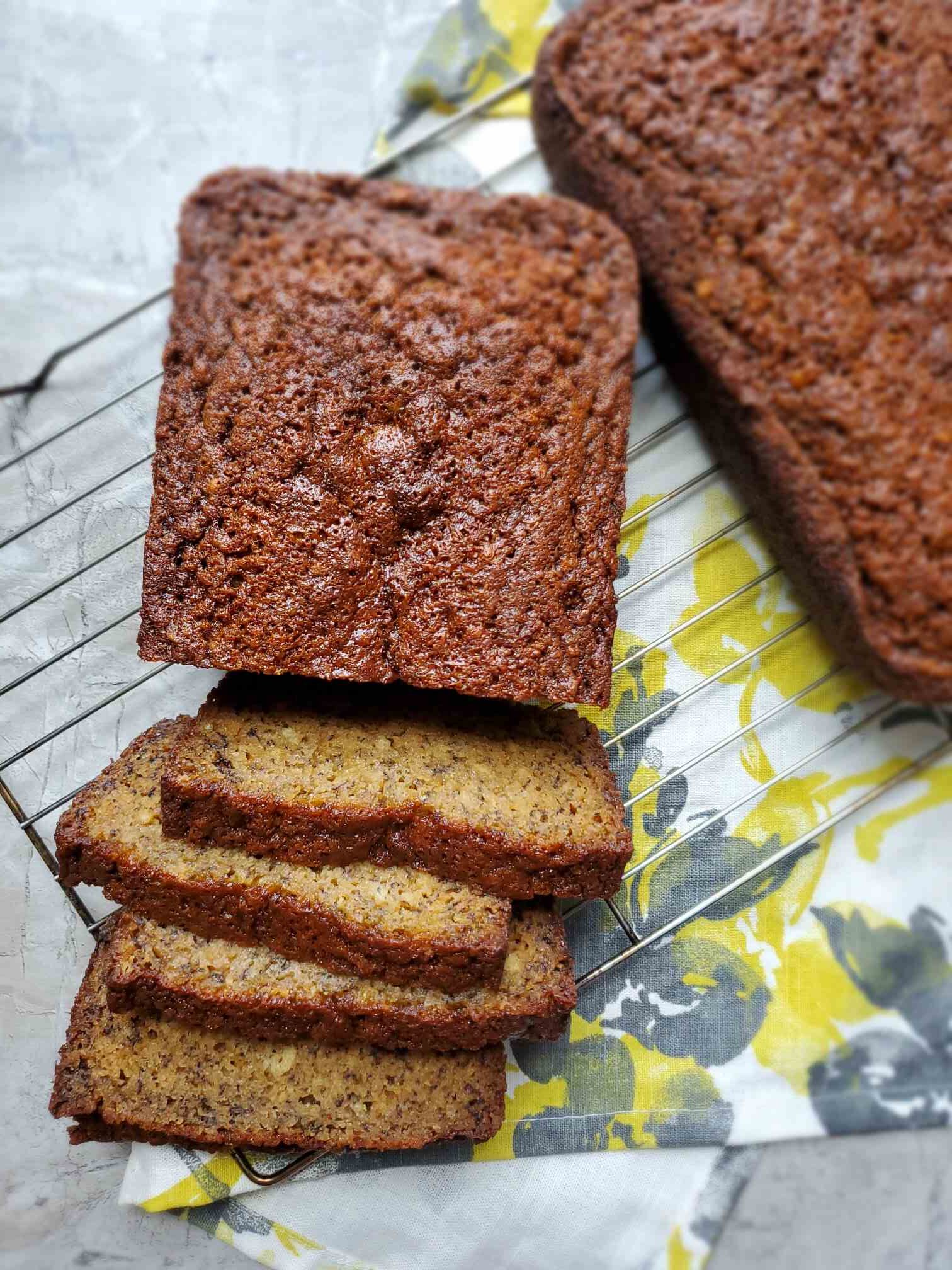 Easy Moist Banana Bread Recipe - Hungry Lankan