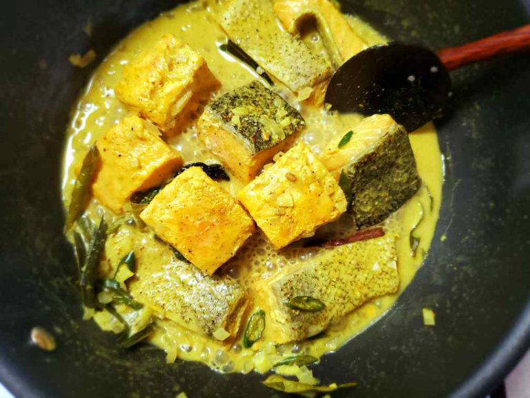 Salmon Coconut milk Curry - Hungry Lankan