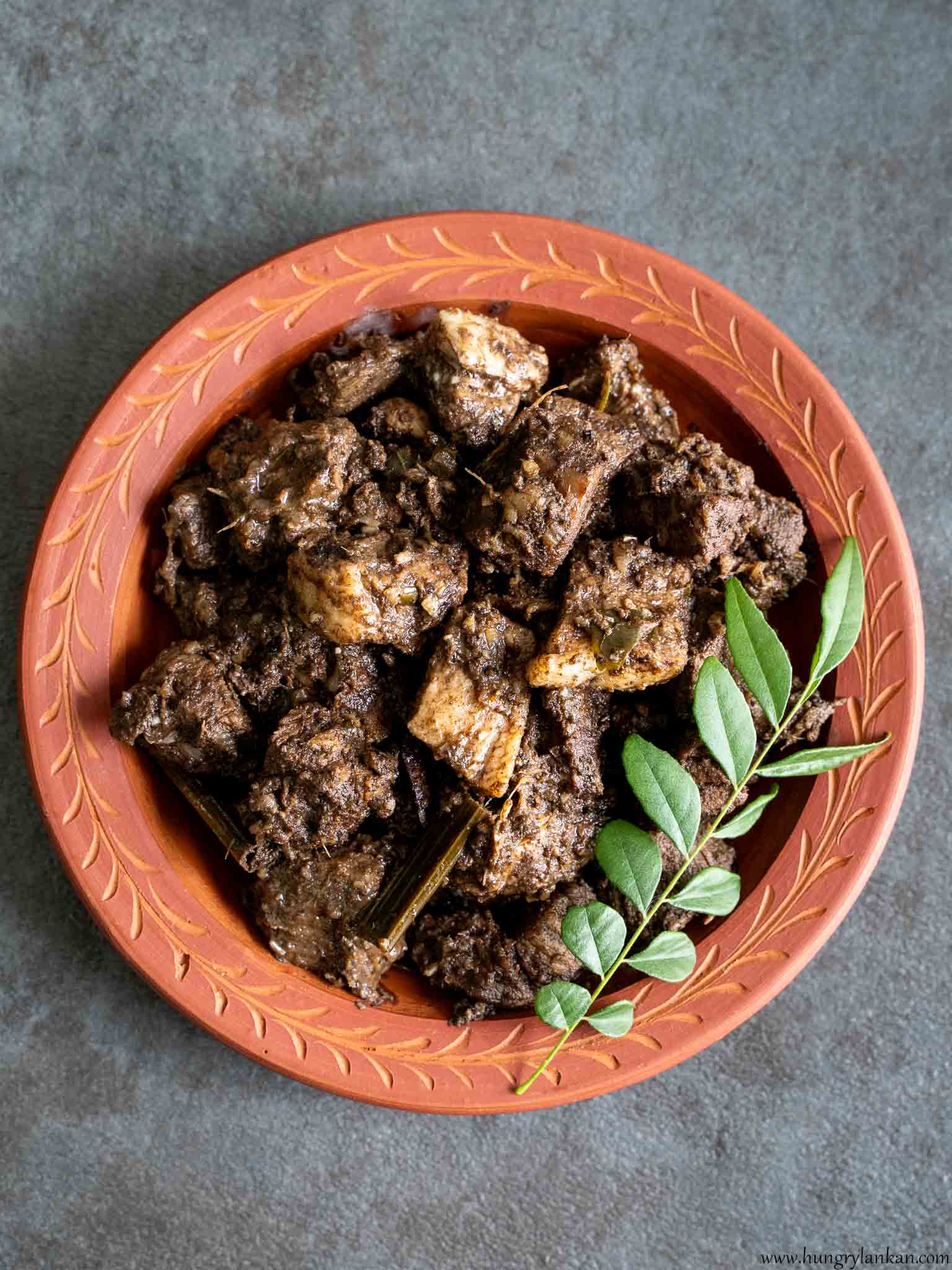 Black Pork Curry (Kalu Uru-Mas Curry) - Hungry Lankan