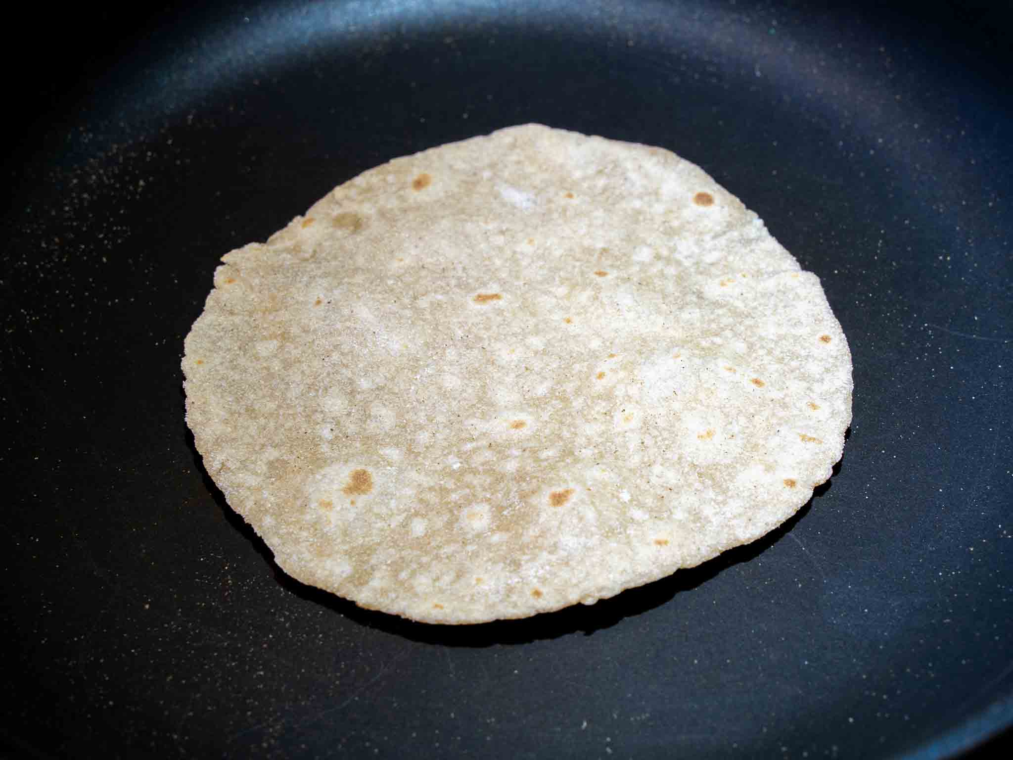 How to make Indian flatbread Roti Chapati