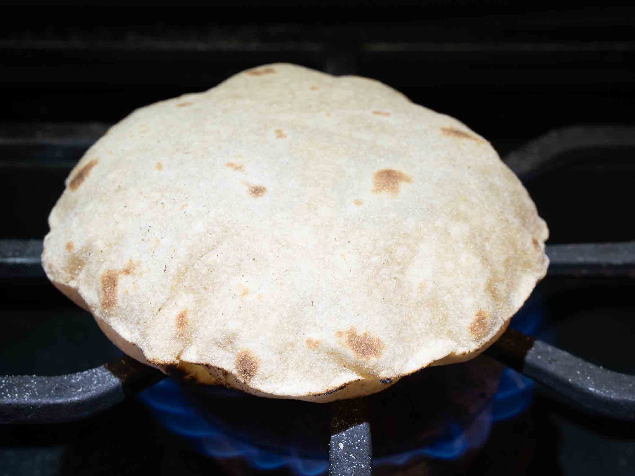 How to make Indian flatbread Roti Chapati