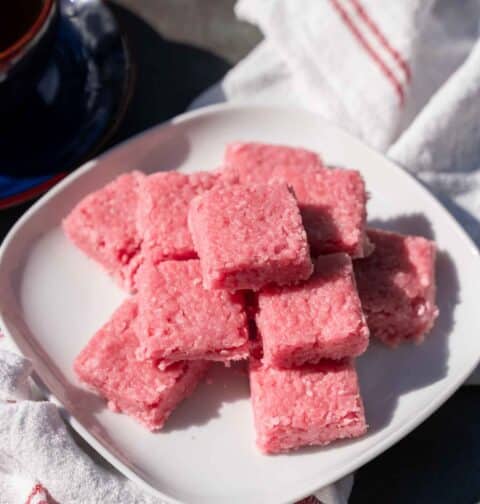 Sri Lankan Pol Toffee (Coconut Candy)