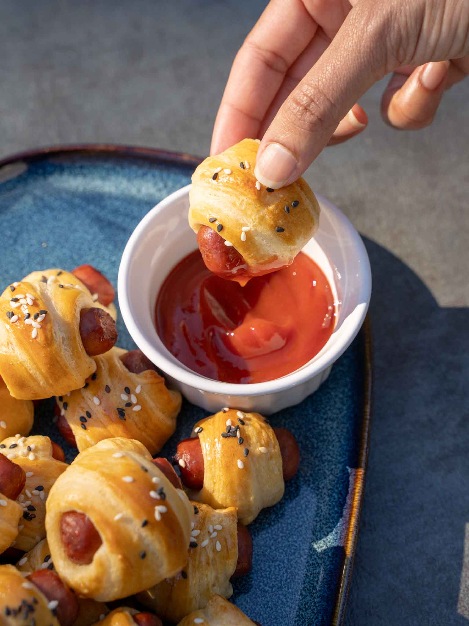 Crescent roll pigs in the blanket